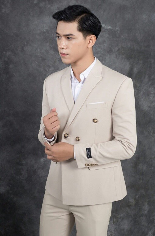 Nhà sáng lập Nguyễn Hùng